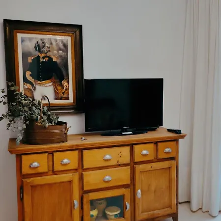 La Casa De Molino. Vive La Alameda De Hercules! *
